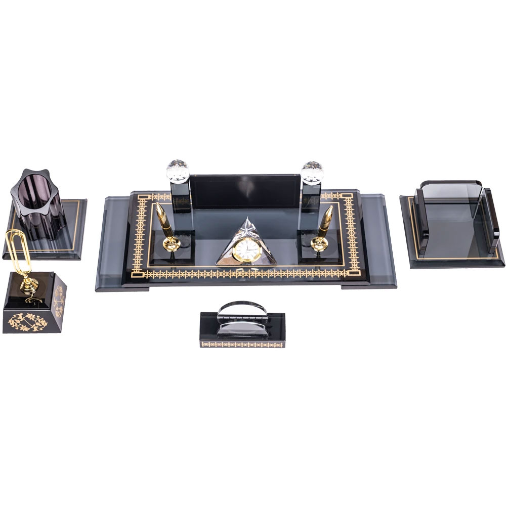 W520 Kristal Masa Sümeni