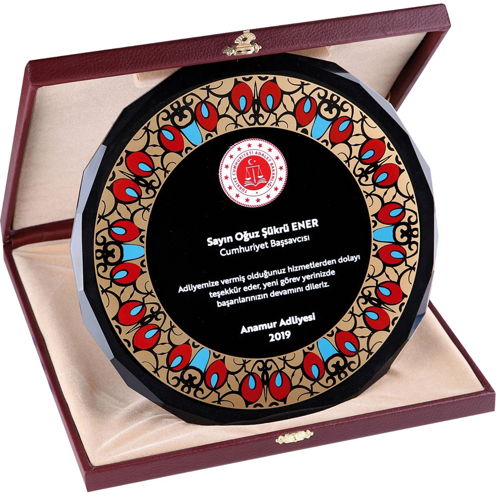 EKT-300 Boxed Crystal Plaque