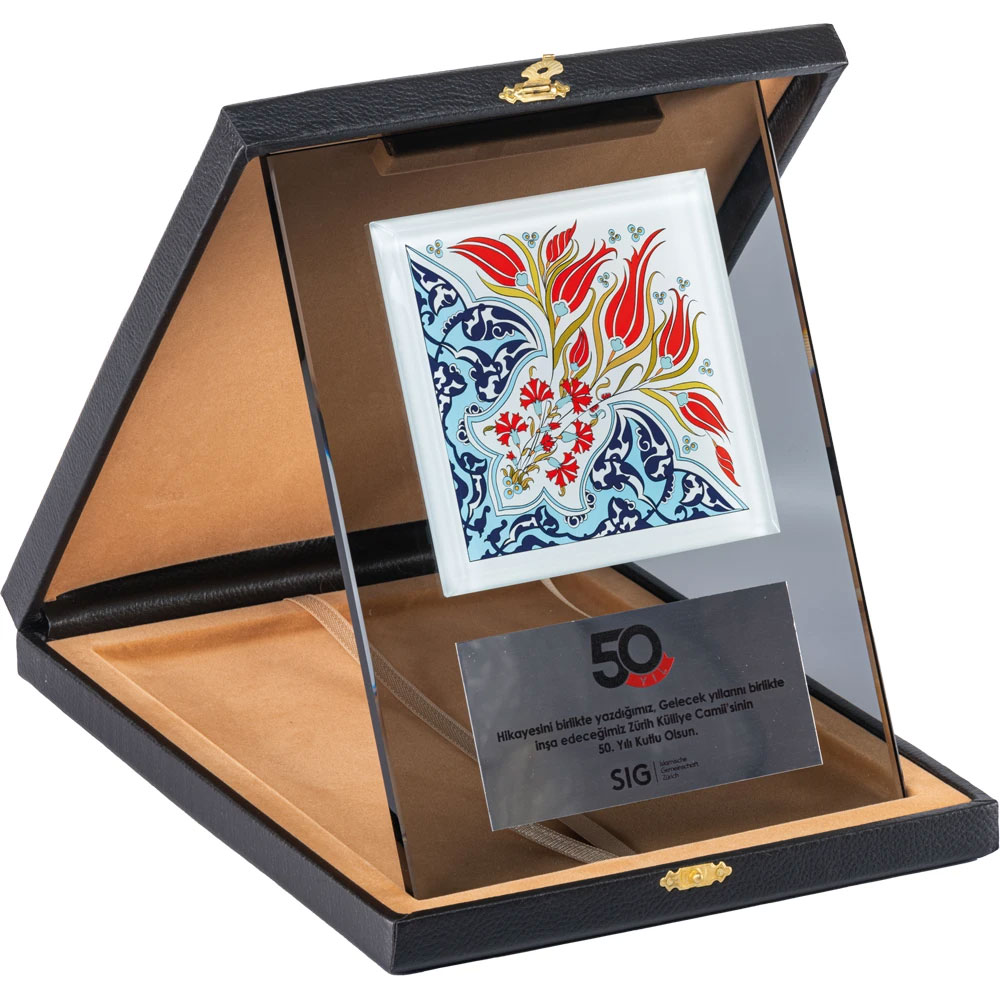 EKT-740 Boxed Crystal Plaque